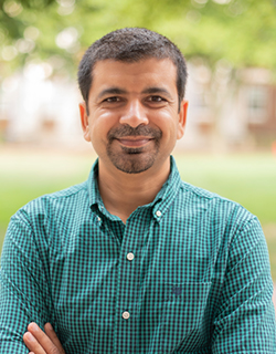 muhammad ishfaq headshot